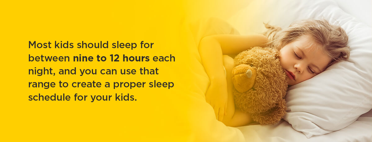 Graphic: Tips to create a healthy sleep schedule.